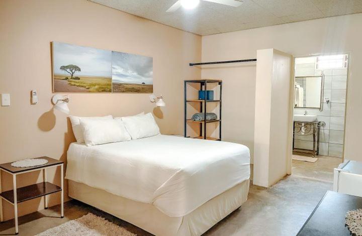 Olienhoff Guesthouse And Rest Camp Otavi Екстериор снимка