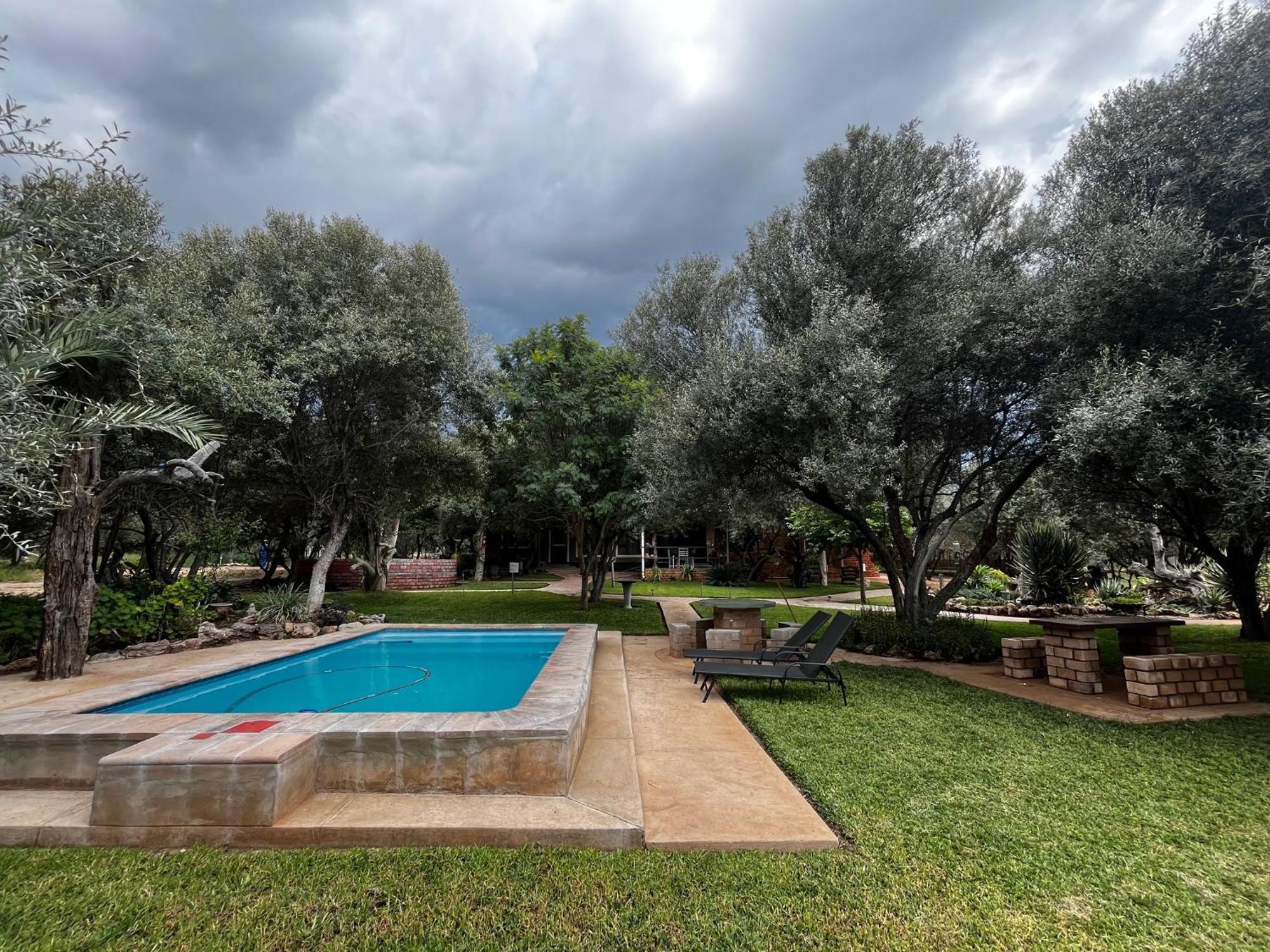 Olienhoff Guesthouse And Rest Camp Otavi Екстериор снимка