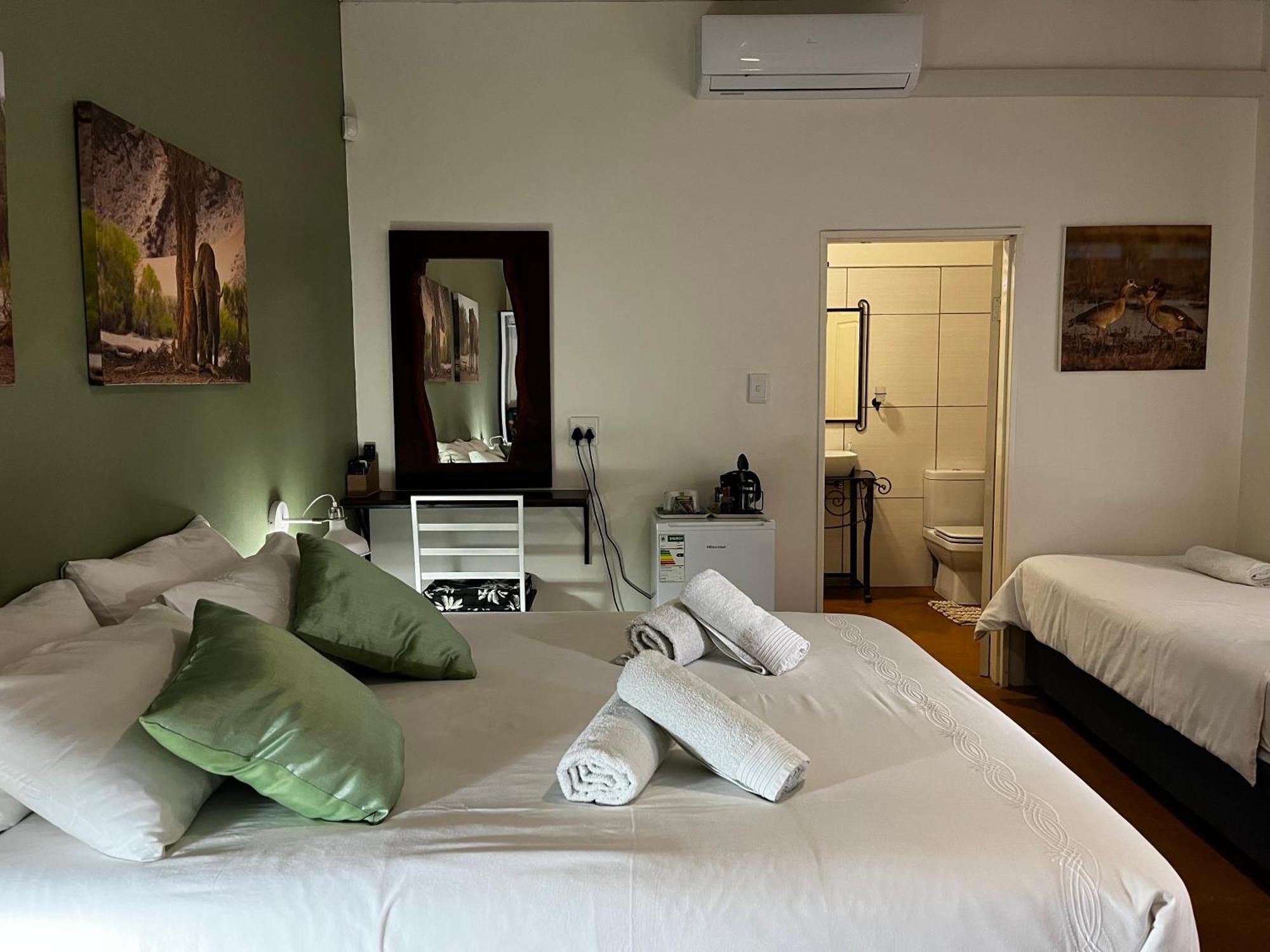 Olienhoff Guesthouse And Rest Camp Otavi Екстериор снимка